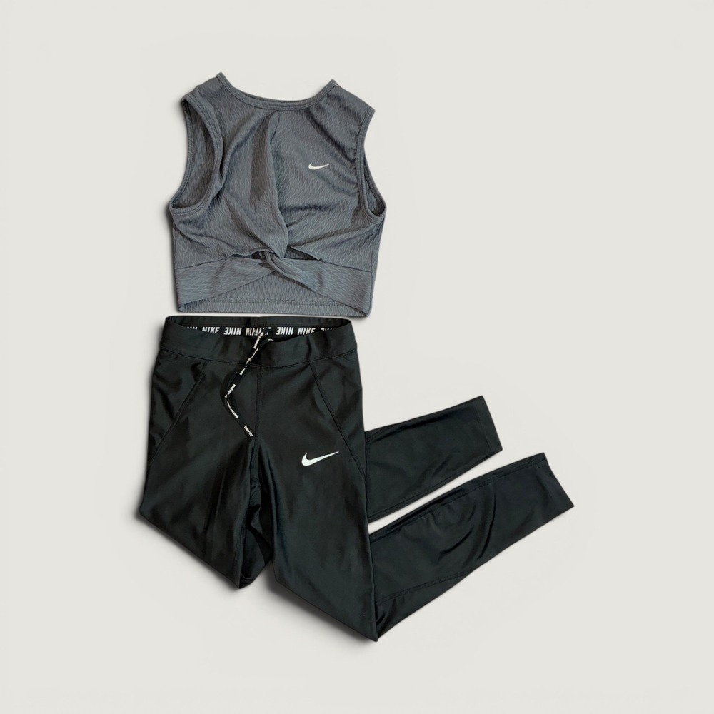 Nike bundle Activewear Set Women XS Gray Black Dri-FIT Crop Top & Leggings
